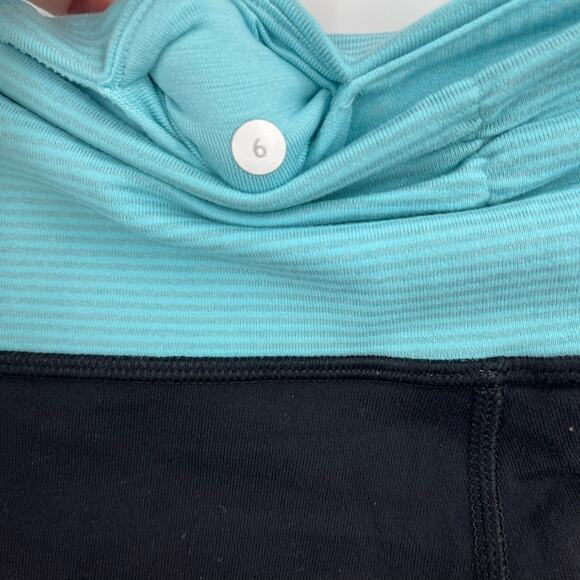 Lululemon Gather and Crow Crop Pant Black and Blue Size 6 - Picture 3 of 5